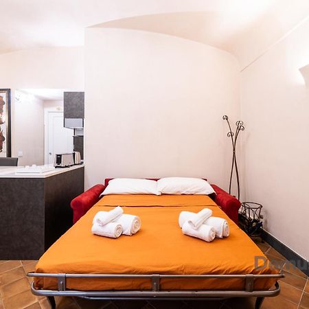 Piazza San Domenico Suite By Domusextra Neapel Exteriör bild